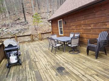 Log Cabin for 8 Guests in Massanutten, Shenandoah Valley, Picture 4