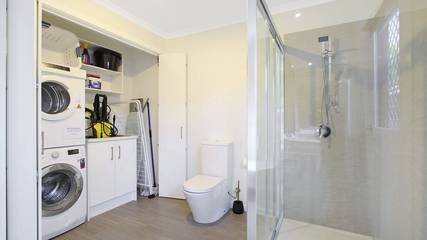 Holiday Home for 9 People in Bright, Alpine Shire, Photo 3