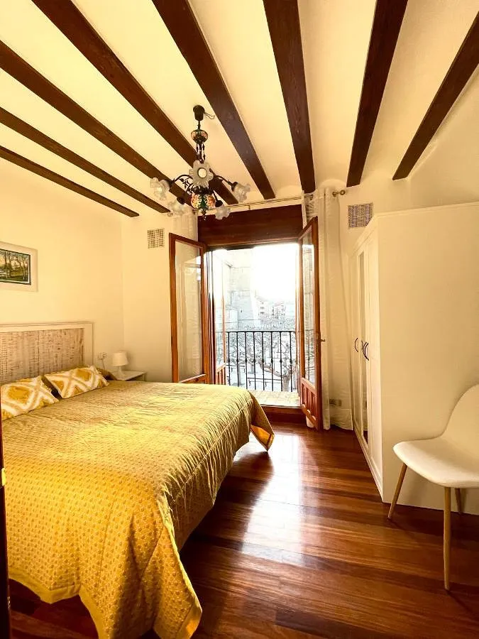 Apartamento de vacaciones para 6 personas, con balcón y vistas - 1