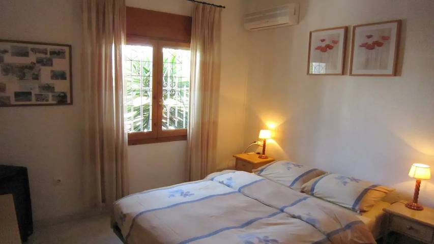 Casa rural para 4 personas, con piscina además de jacuzzi y jardín en Rojales - 4