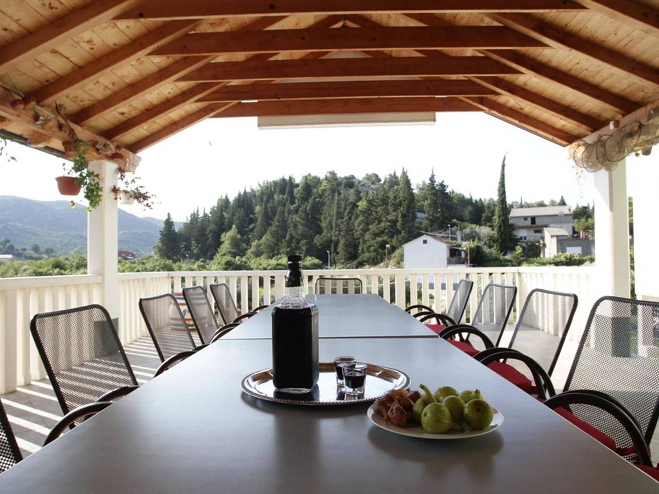 Gemütliche Villa in Ploce mit Gemeinschaftspool in Peračko Blato, Dubrovnik-Neretva