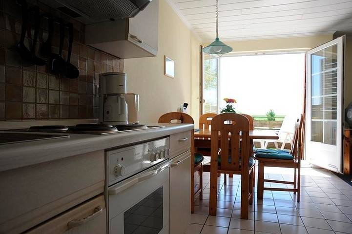 Ferienwohnung für 5 Personen, mit Sauna und Balkon sowie Pool in Todendorf auf Fehmarn - 3