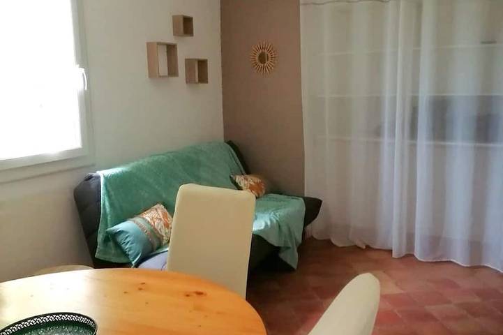 Gîte pour 5 personnes, avec terrasse à Châteauneuf-Val-Saint-Donat - 3