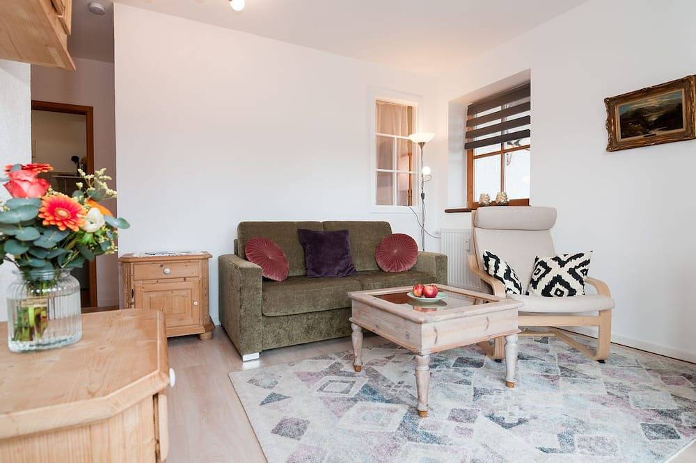 Entire apartment, Ferienwohnung Rotkehlchen, Whg. 8 in Bad Wiessee, Bavarian Alps