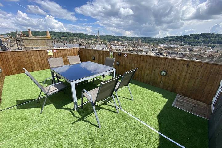 Ferienwohnung für 8 Personen, mit Terrasse in Bath