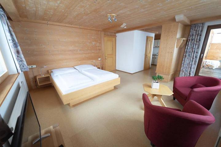 Ferienwohnung für 2 Personen, mit Balkon in Bezau