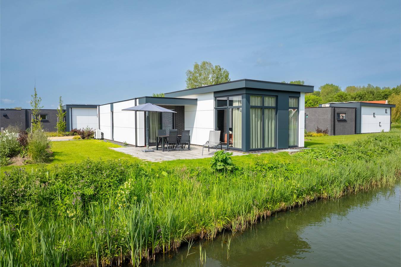 Bungalow voor 4 Personen in Veluwemeer, Regio Zwolle
