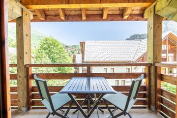 Gîte pour 4 personnes, avec bassin pour enfant ainsi que jardin et sauna, adapté aux familles à Valloire