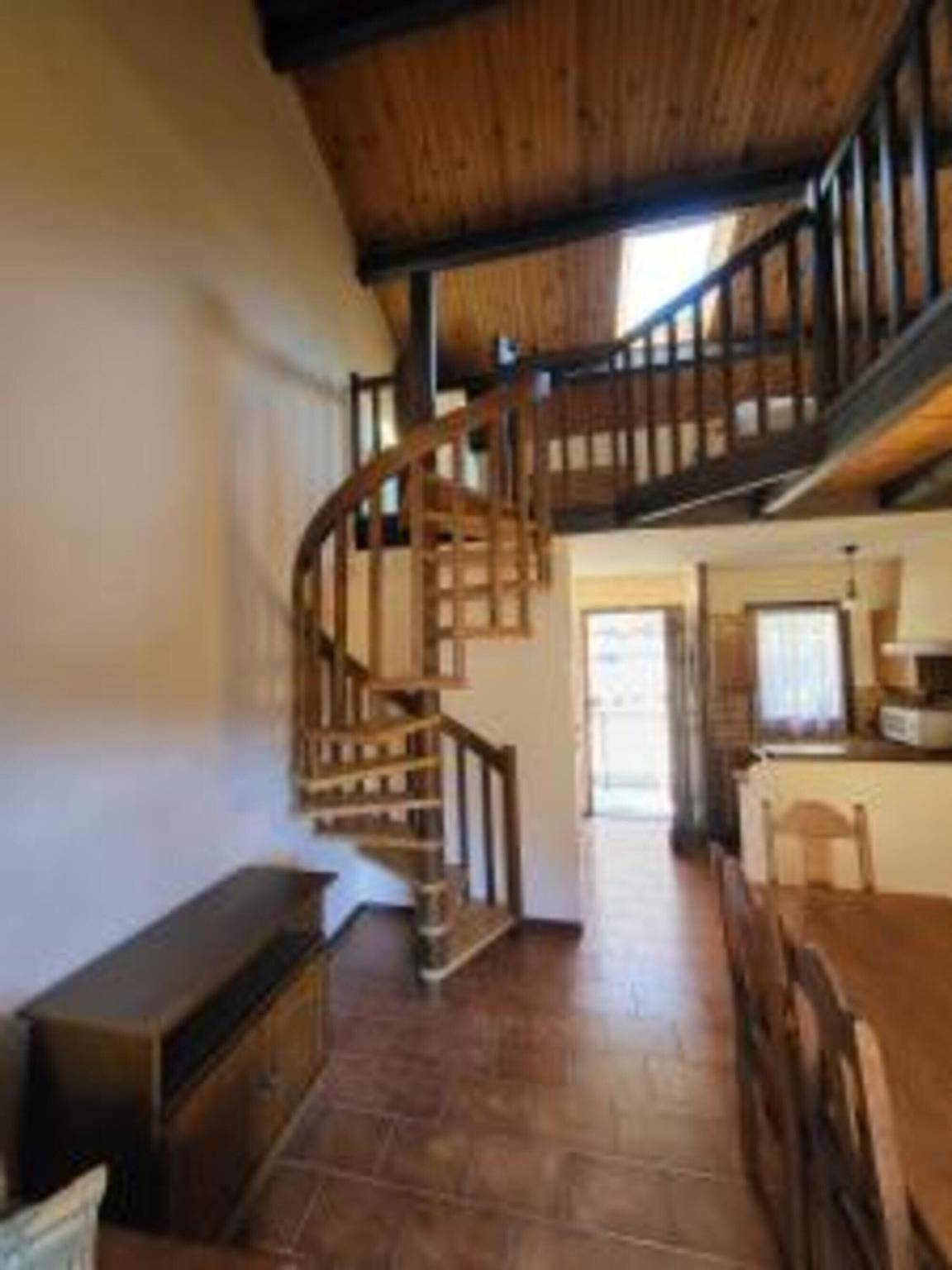 Entire apartment, Apartment 'Le Colombera - Ideal for Sports Enthusiasts' with Mountain View and Balcony in Tende, Mediterranean Coast (France)