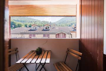 Gîte pour 4 personnes, avec balcon, adapté aux familles à Brides-les-Bains