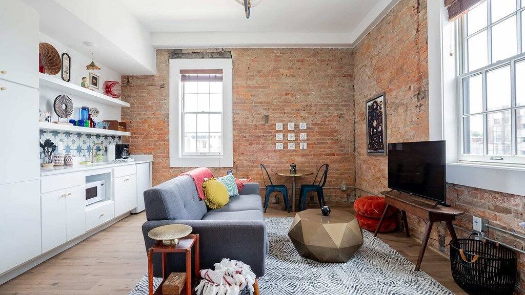 Ganze Wohnung, Pickle Factory Hotel—1Br Beside New Distillery! in Kenton County