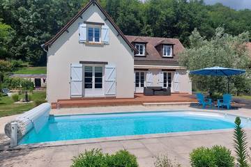 Gîte pour 2 personnes, avec terrasse et jardin à Limeray