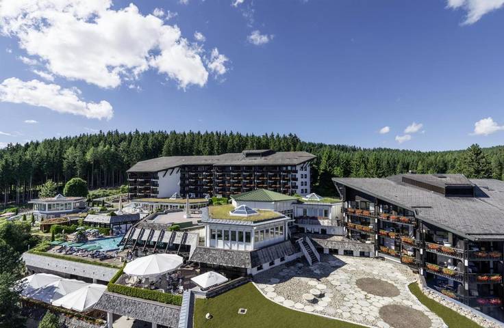 Ferienanlage für 2 Personen, mit Whirlpool und Terrasse sowie Garten und Pool im Schwarzwald
