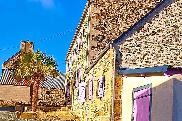 Location de vacances pour 6 personnes, avec Jardin à Tréduder