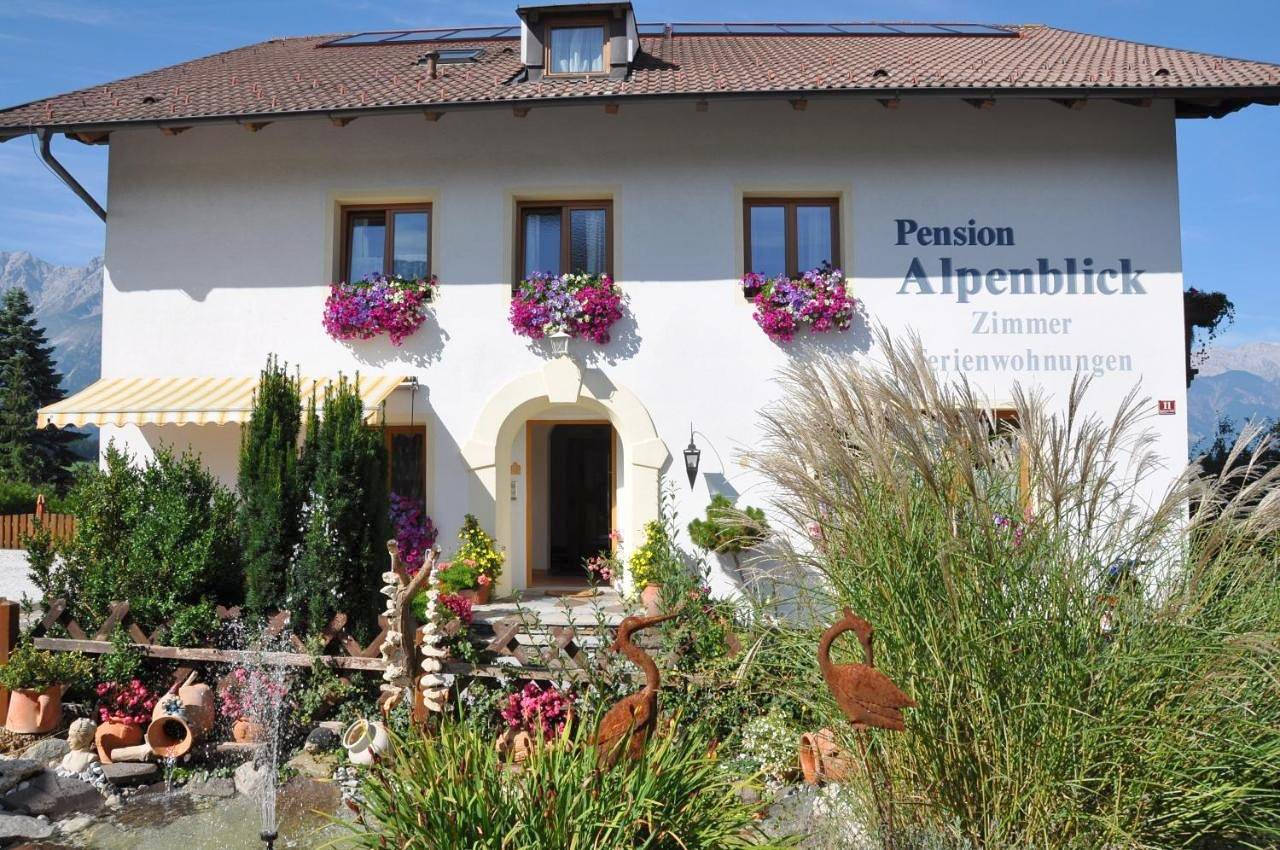 Ganze Ferienwohnung, Ferienwohnung für 1 Person mit Terrasse in Stubaier Alpen, Mutters