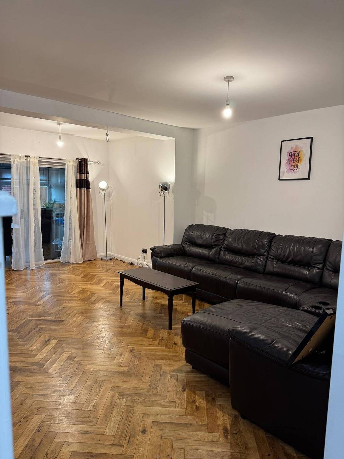 Acogedora habitación en casa compartida en Ashford in Ashford, Región de Ashford