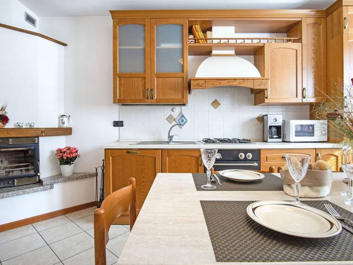 Ferienwohnung für 5 Personen, mit Garten und Seeblick sowie Terrasse in Domaso - 4