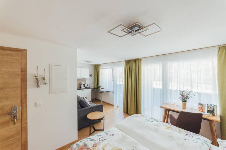 Ferienwohnung für 2 Personen, mit Balkon und Garten, kinderfreundlich in Afritz am See - 4
