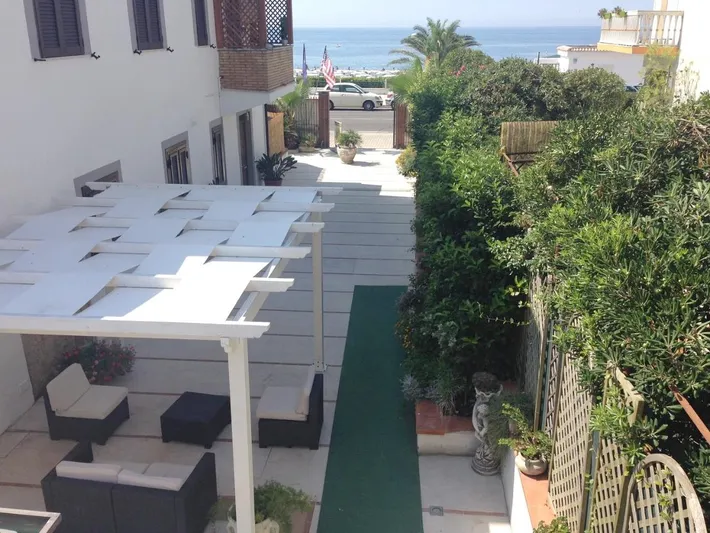Hotel para 2 personas, con jardín - 1
