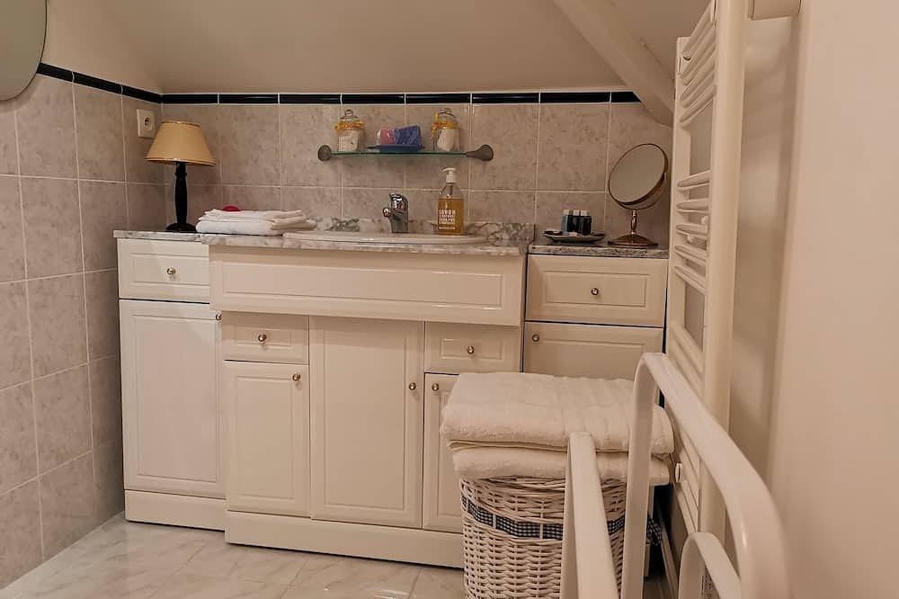 Charming chambre d'hote suite 400m from the port. in Saint-Valery-en-Caux, Dieppe region
