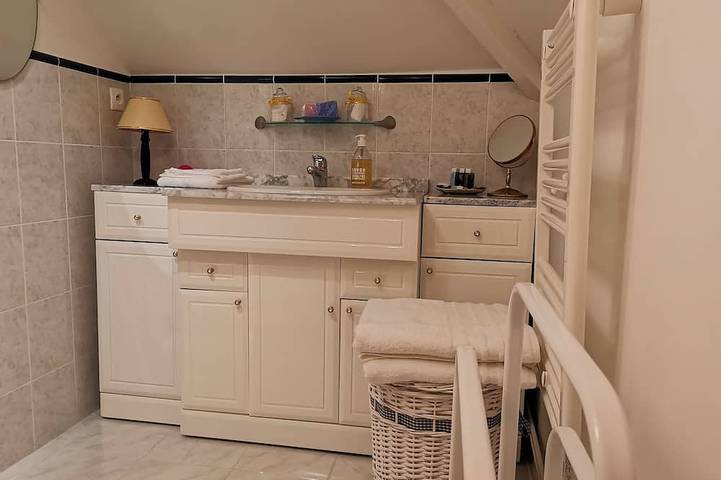 Charming chambre d'hote suite 400m from the port. in Saint-Valery-en-Caux, Dieppe und Umgebung
