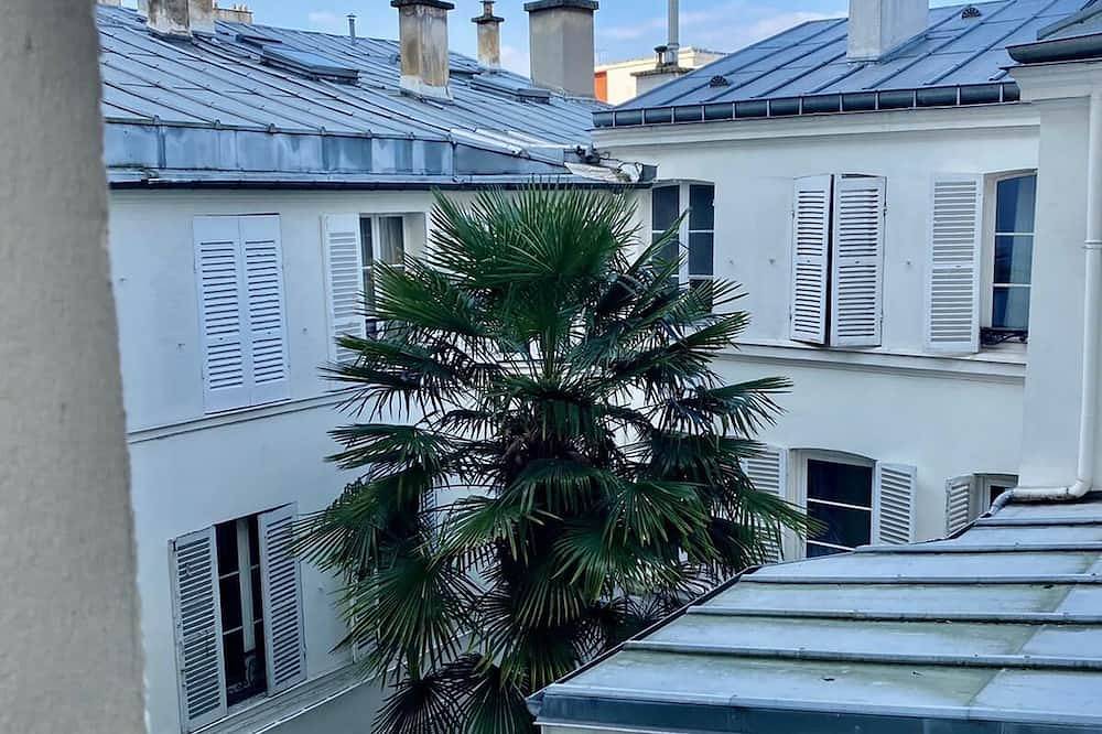 Entire apartment, Paris / Tour Eiffel / Louvre / Arc de Triomphe / Champs Elysées in Neuilly-sur-Seine, Hauts-de-Seine