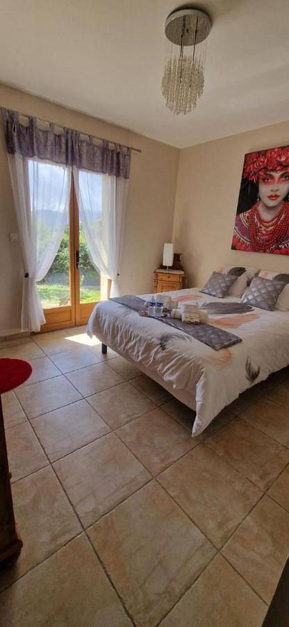 Chambre d’hôte pour 2 personnes, avec Balcon et Terrasse ainsi que Jardin et Vue à Vico - 4