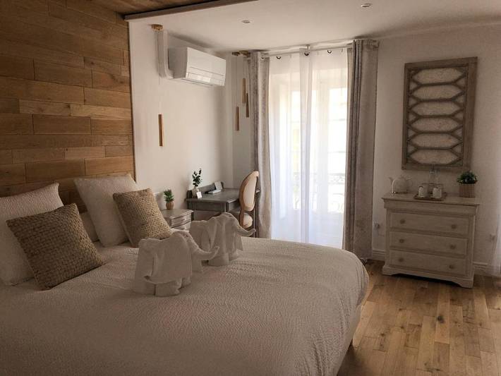 Chambre d’hôte pour 2 personnes, avec terrasse ainsi que jardin et vue à Carcassonne - 2