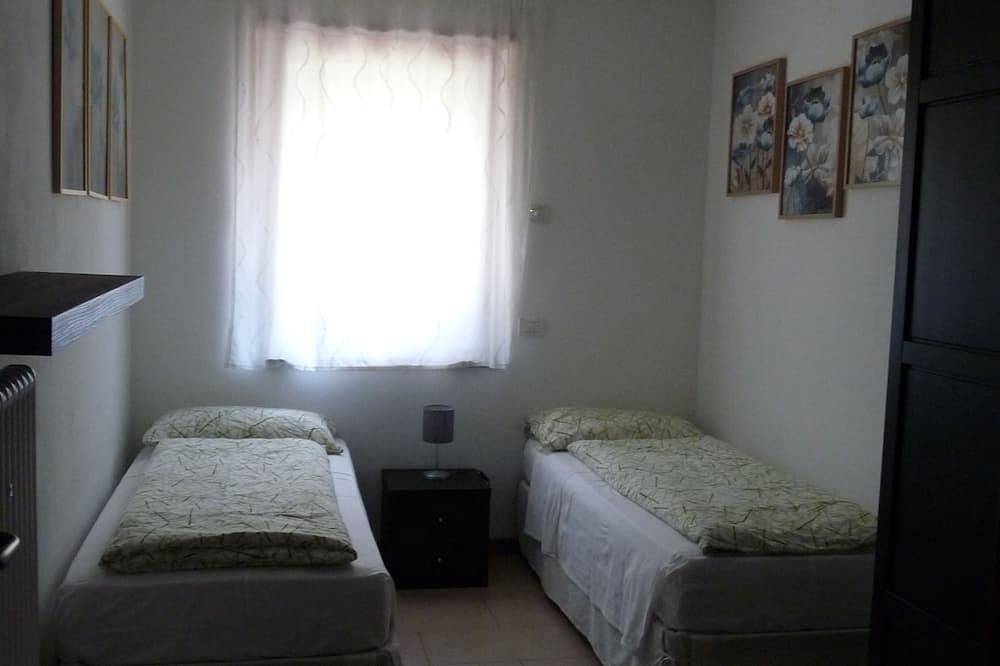 Appartamento intero, Casa Di Città Con Giardino in Gavazzo, Tenno