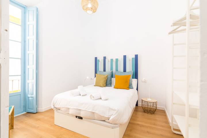 Holiday apartment for 3 people, with balcony - 1