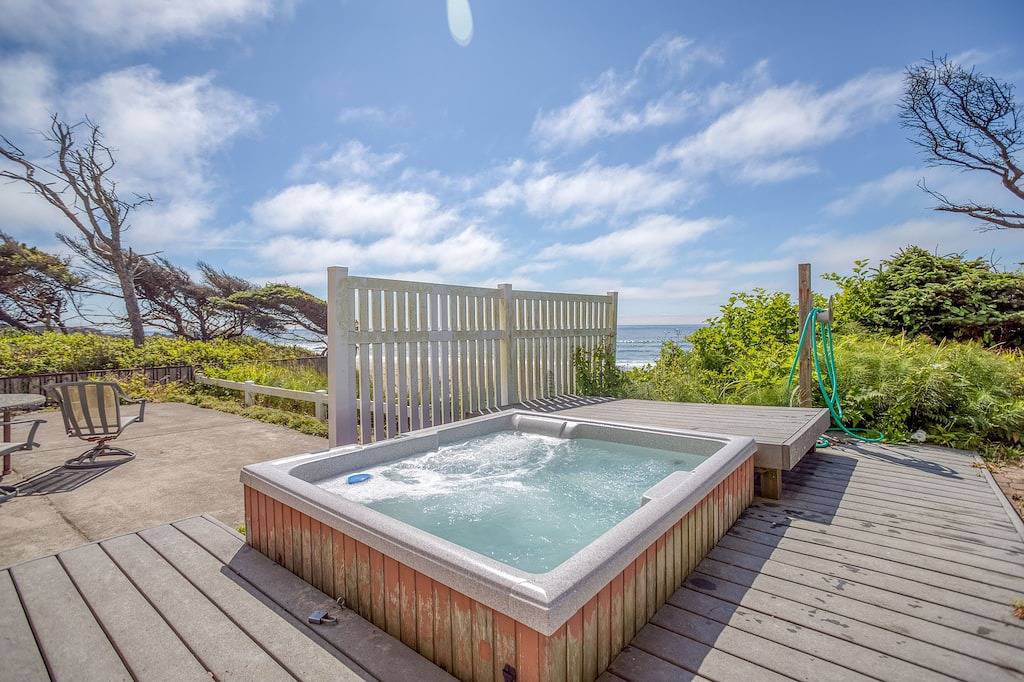 Vacation House for 8 Guests in Lincoln Beach, Oregon Coast