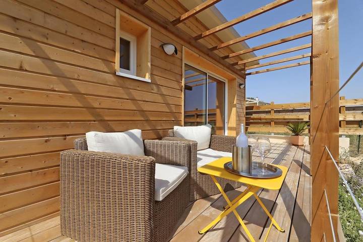 Gîte pour 2 personnes, avec vue et terrasse, animaux acceptés à Cagnac-les-Mines