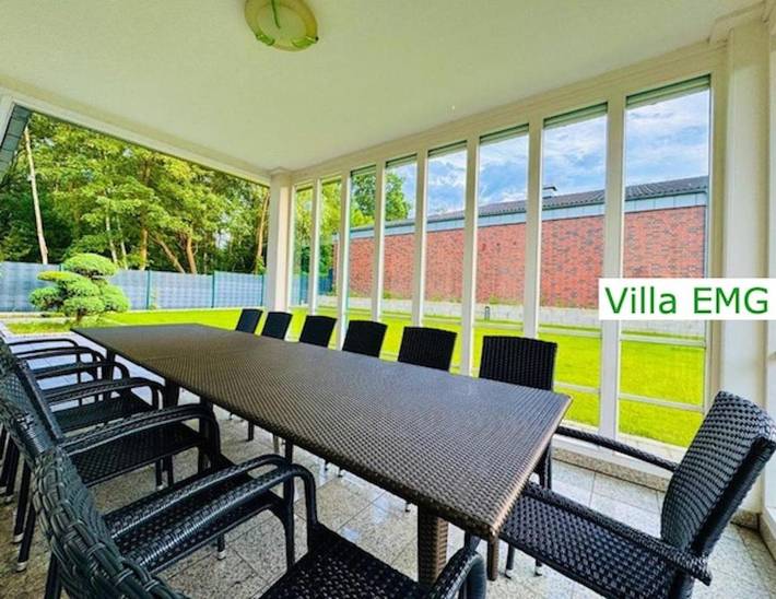 Ferienhaus für 23 Personen, mit Terrasse und Garten sowie Pool in Gelsenkirchen - 2