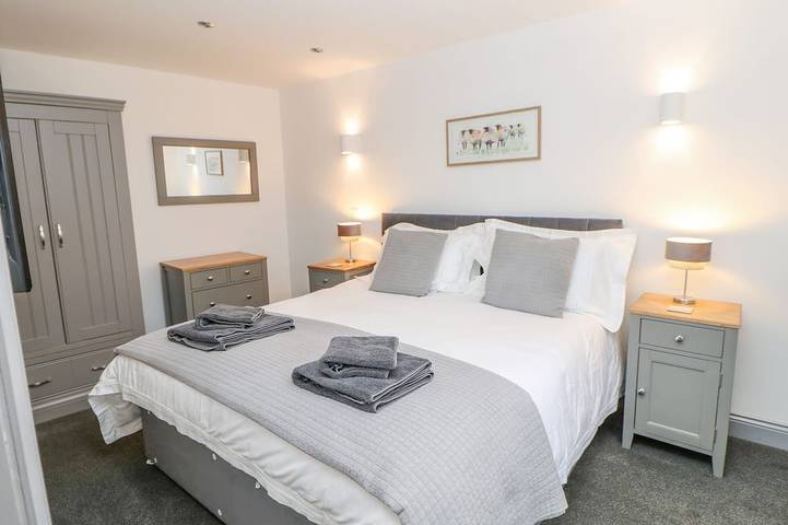 The Hay Barn, pet friendly, with open fire in Murton, County Durham in Sunderland