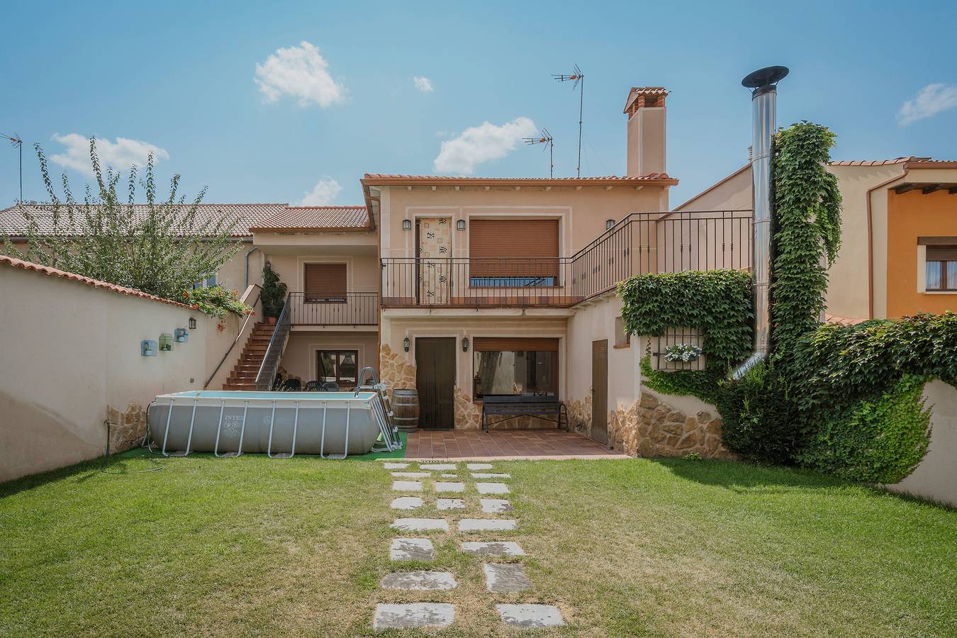 Casa rural 'La Isa' con piscina privada, terraza privada y Wi-Fi in Nieva (desambiguación), Provincia de Segovia