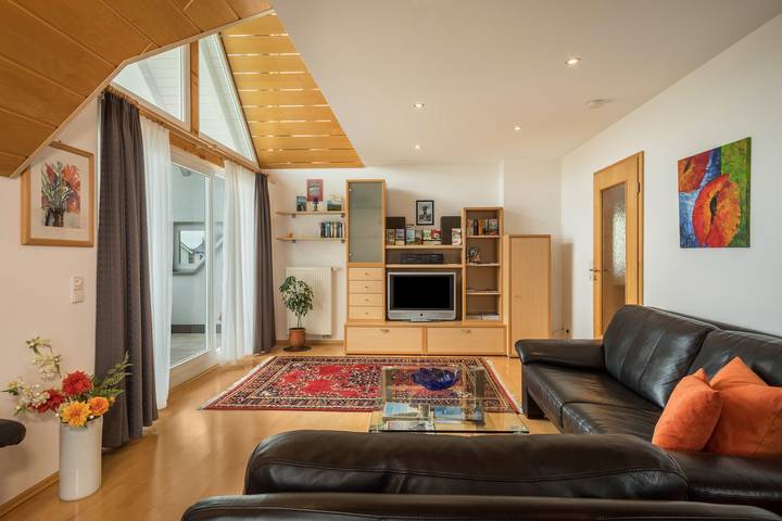 Ganze Wohnung, Moderne Duplex-Wohnung "Ferienwohnung Haidle" in der Nähe des Sees in Eriskirch, Region Bodensee-Oberschwaben