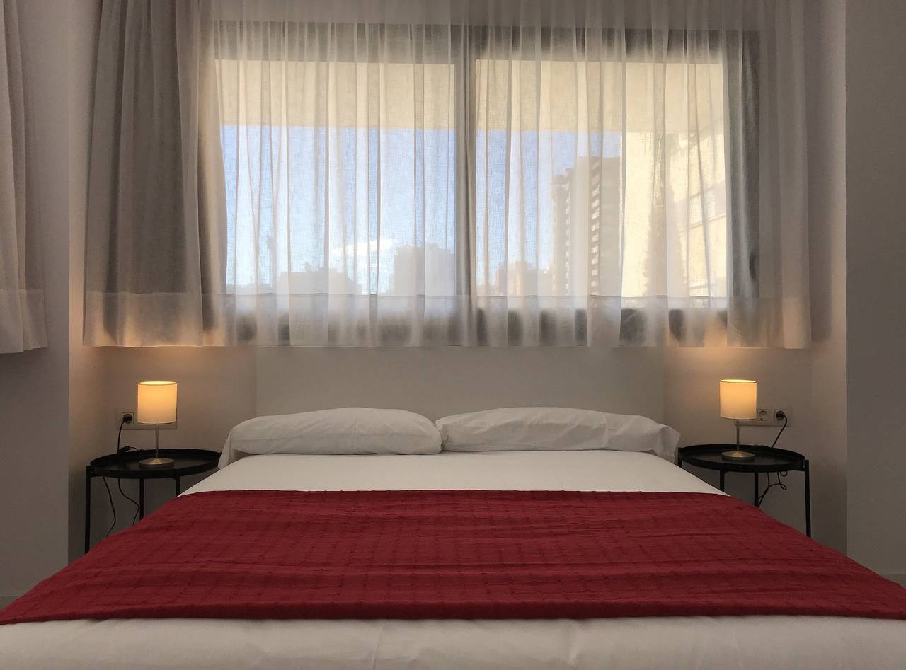 Apartamento entero, Reig 5. Apartment up to 3 pax. Valencia in Valencia, Costa de Valencia