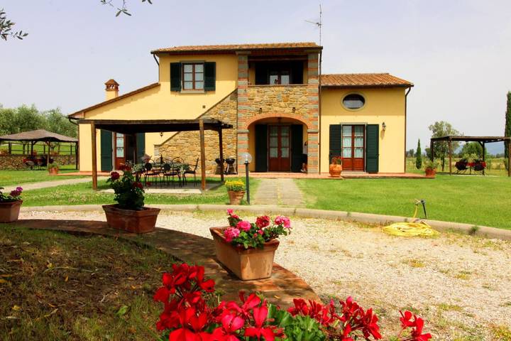 Ferienwohnung für 6 Personen, mit Garten und Pool