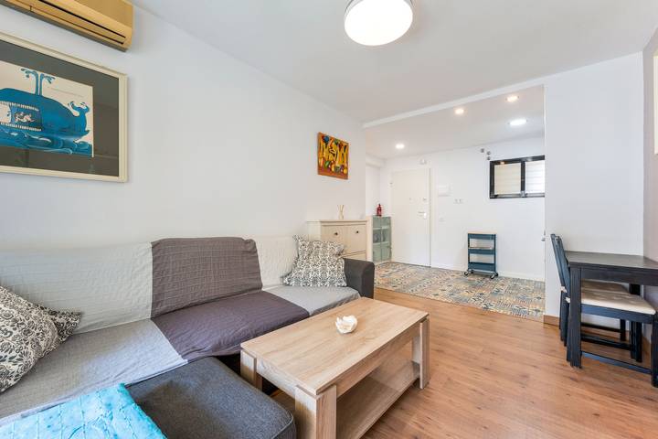 Entire apartment, Sun & Beach Apartment in Torremolinos, just 150m from the beach in Playa de Playamar, Torremolinos
