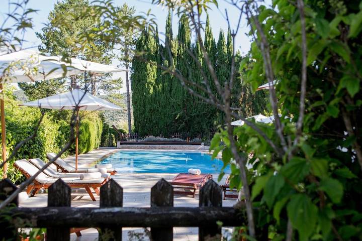 Hôtel pour 2 personnes, avec jardin et piscine