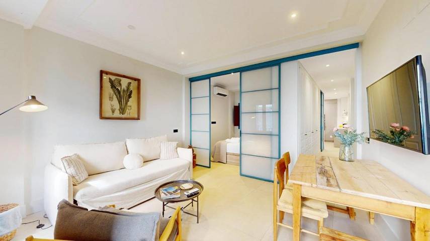 Apartahotel para 4 personas, con Balcón además de Terraza y Vistas en Centro (Madrid)
