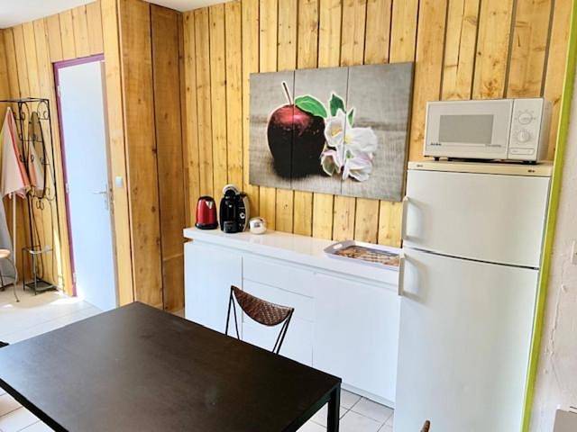 Gîte pour 2 personnes, avec terrasse, animaux acceptés à Champvert