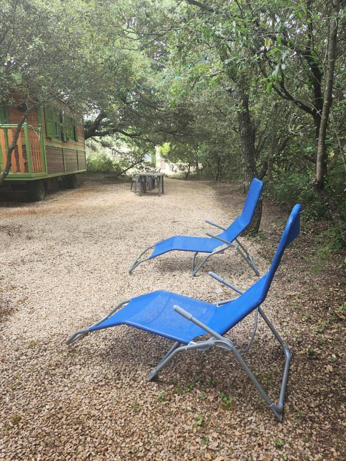 Location de vacances pour 4 personnes, avec vue ainsi que terrasse et jardin à Saint-Pierre-de-Vassols - 2