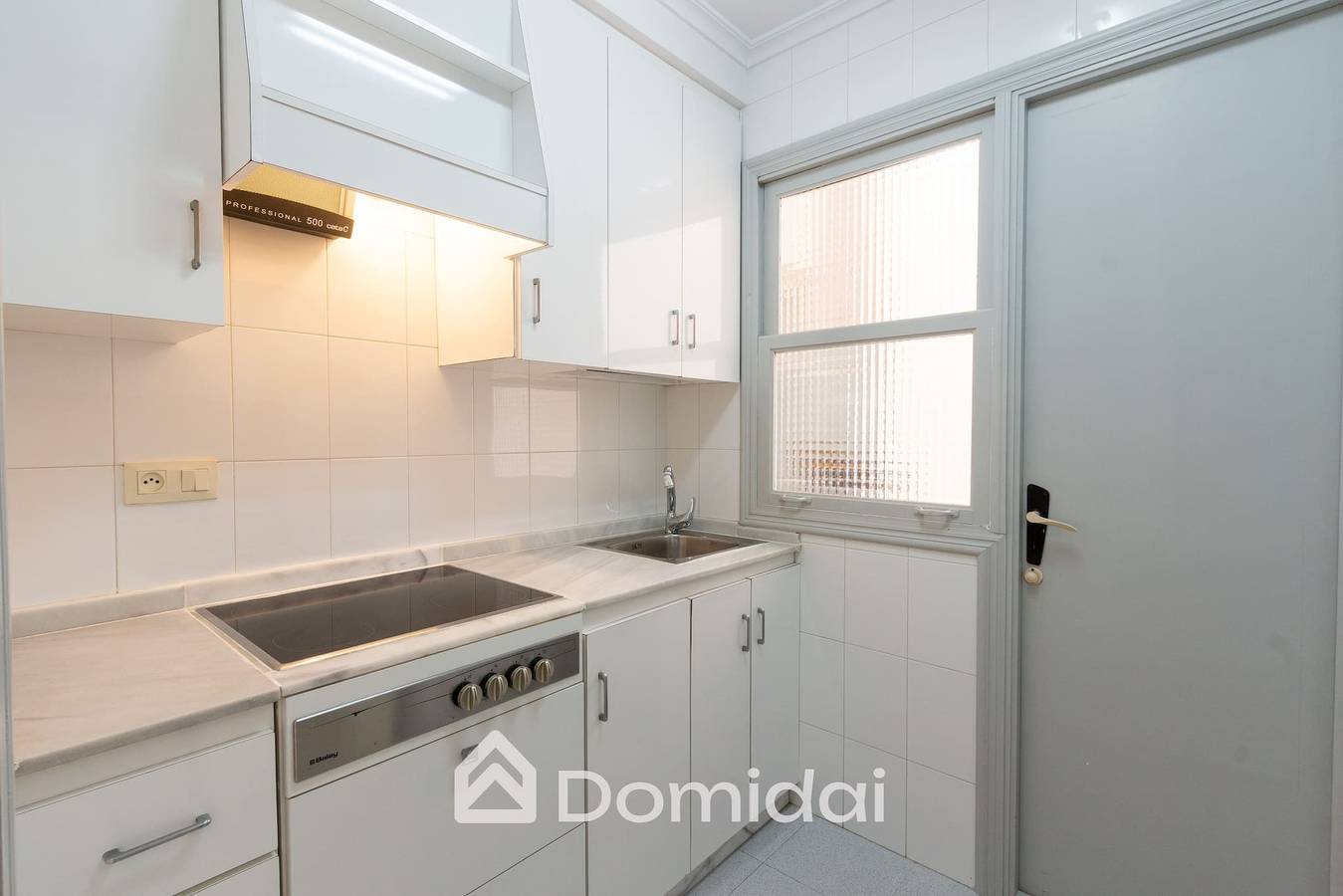 Entire apartment, Beach just 5 meters away in the town center - Domidai in Santiago Bernabeu, Santa Pola