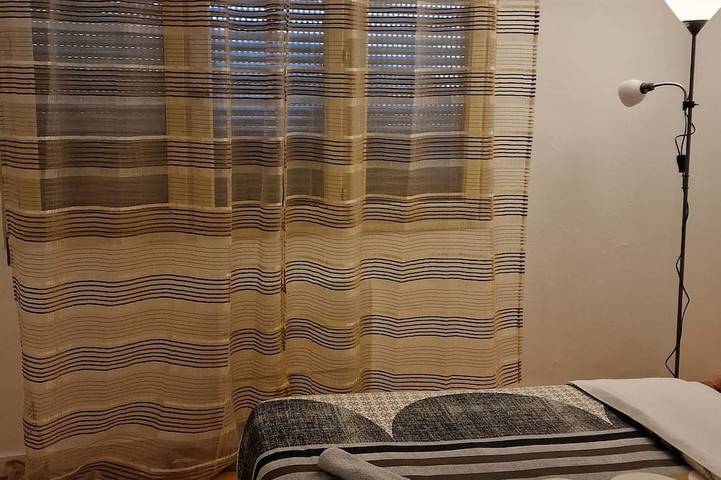 Apartamento entero, Appartement Spacieux Avec Jardin Clos. A 15mn de L'aéroport Cdg in Vaujours, Sena-Saint Denis