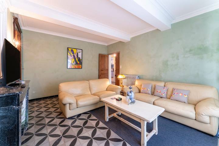 Location de vacances pour 8 personnes, avec jardin à Manduel