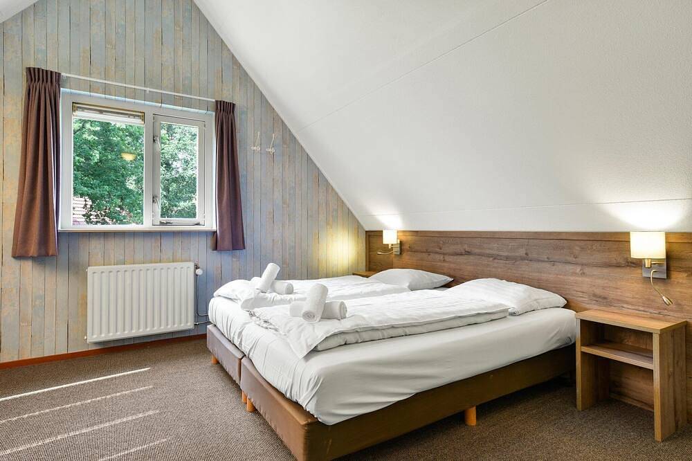 Ferienhaus mit Sauna, 18 km. aus Tilburg in Diessen, Nordbrabant