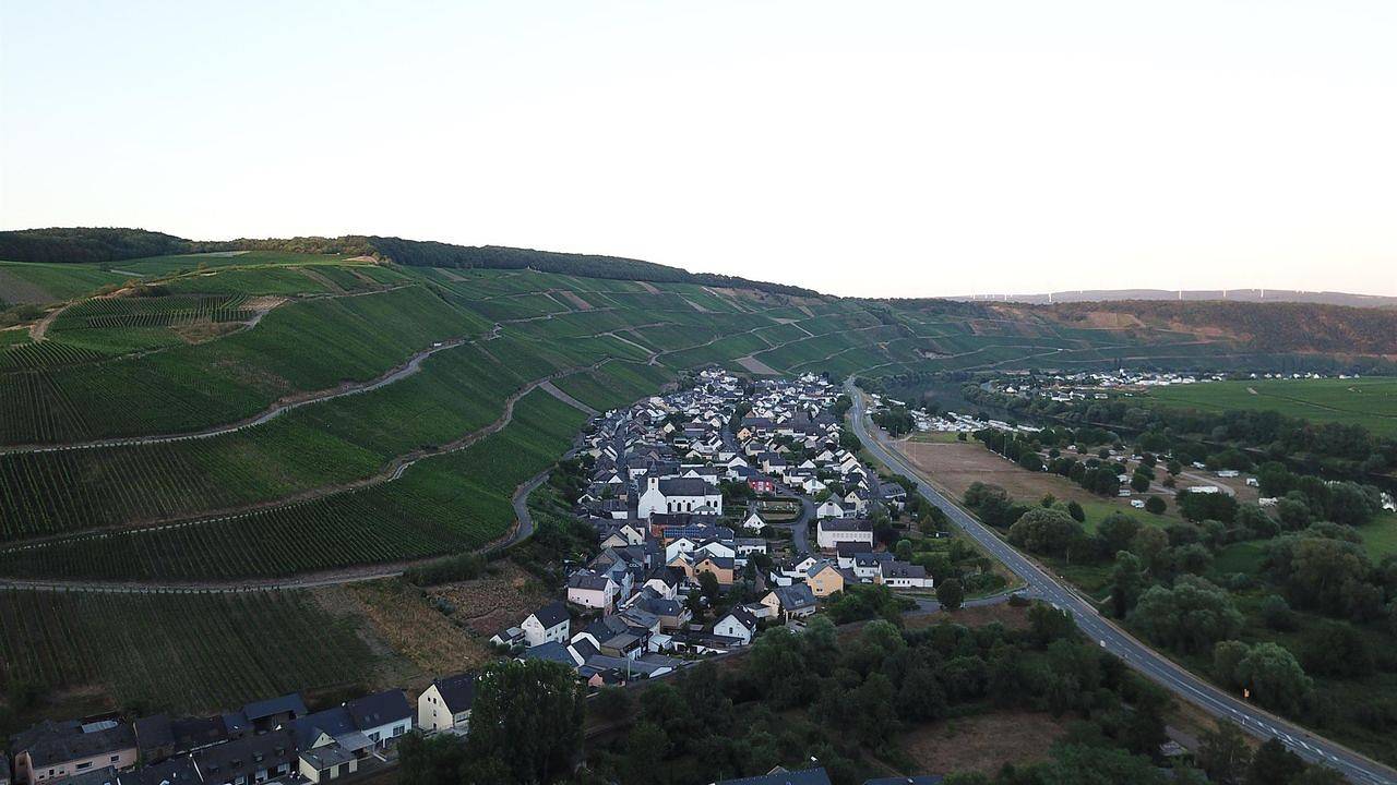 Ganze Ferienwohnung, Ferienwohnung für 4 Personen in Klüsserath in Klüsserath, Moseleifel