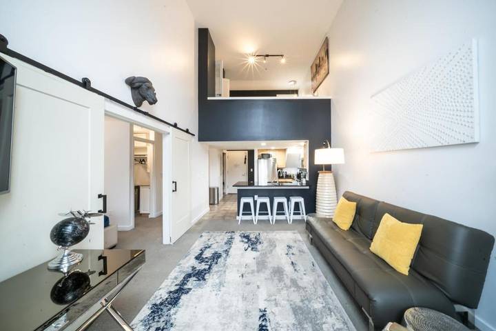 Appartement de vacances pour 6 personnes, avec jacuzzi et jardin ainsi que piscine et sauna