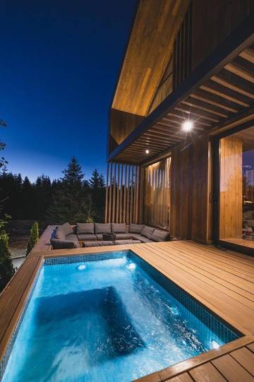 Chalet für 4 Personen, mit Whirlpool und Sauna sowie Pool und Garten in Montenegro